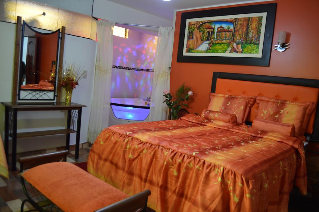 Hotel Residencial El Eden De Adan Y Eva อันดาอวยลัส ห้อง รูปภาพ